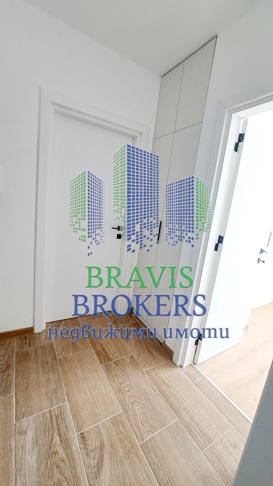 Напълно обзаведен двустаен апартамент - Паркомясто в цената - Запад - 0