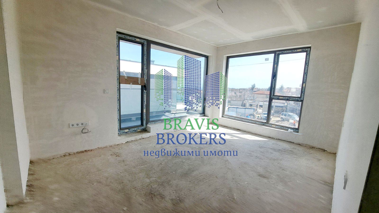 Луксозна двуетажна къща с морска панорама - 0