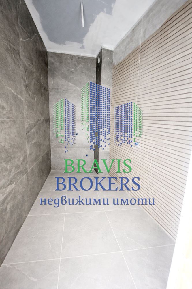 Панорамен двустаен апартамент „до ключ“ в бутикова сграда до плажа в к.к. Слънчев ден, Варна - 0