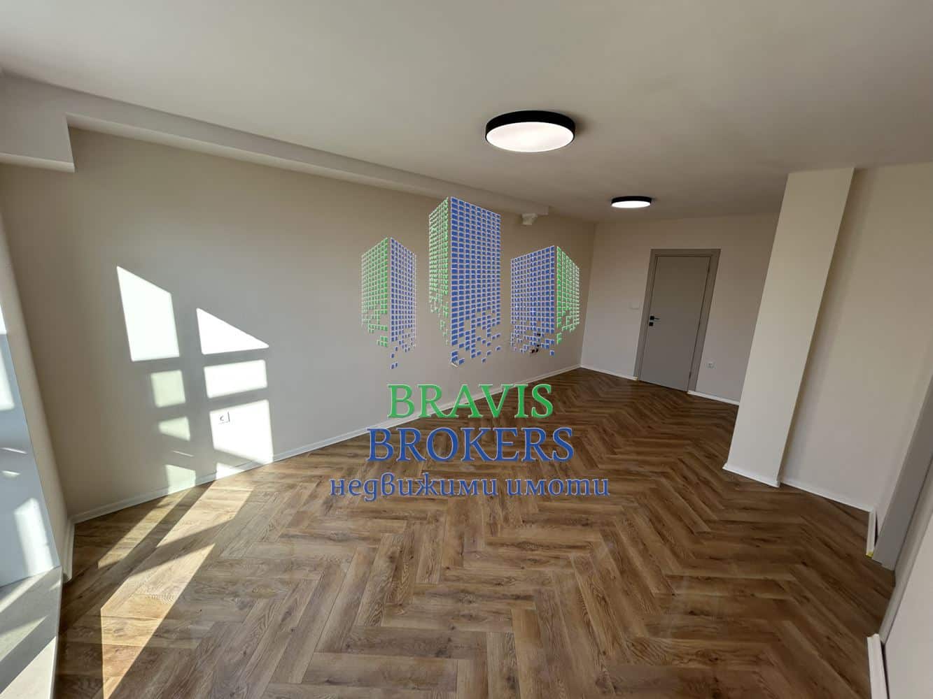 🏡 Тристаен апартамент във Възраждане 2 - 0