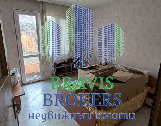 Тристаен апартамент / Младост , гр. Варна - 0