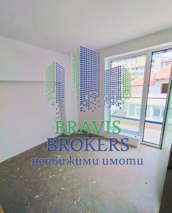 Просторен 4-стаен апартамент за продажба в кв. Левски , гр. Варна - 0