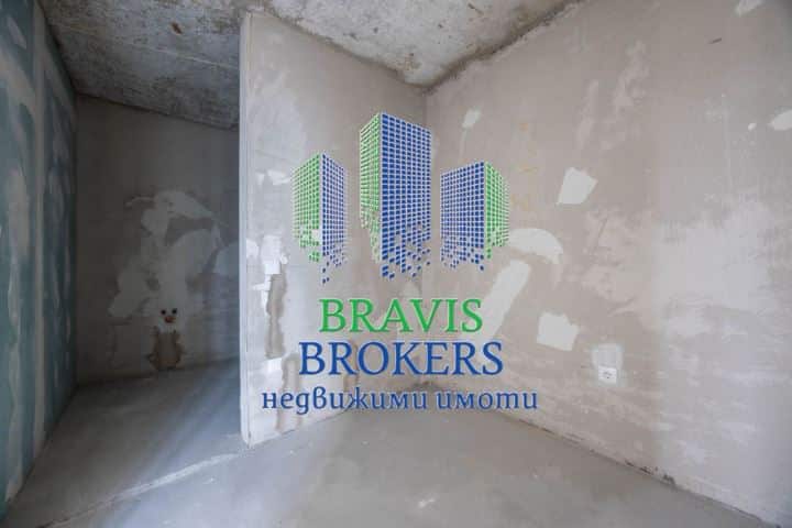 ГР.ВАРНА - БРИЗ- ТРИСТАЕН - 0