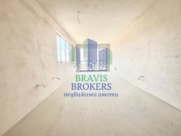 Операта - Отличен тристаен апартамент - Среден Етаж - Разсрочено плащане - 0