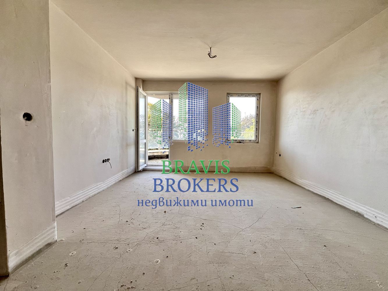 ТРИСТАЕН АПАРТАМЕНТ - ДО МАГАЗИН РЕГАЛ -ЮГ/ЗАПАД - ГОТОВА СГРАДА - 0