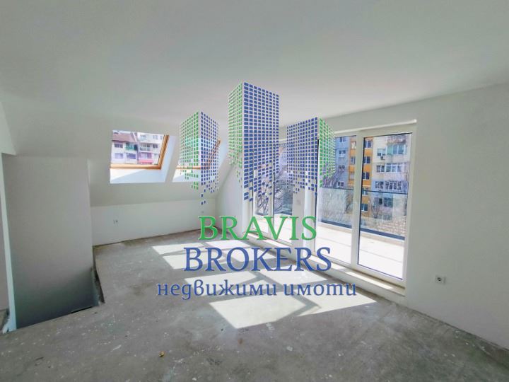 Просторен 4-стаен апартамент за продажба в кв. Левски , гр. Варна - 0