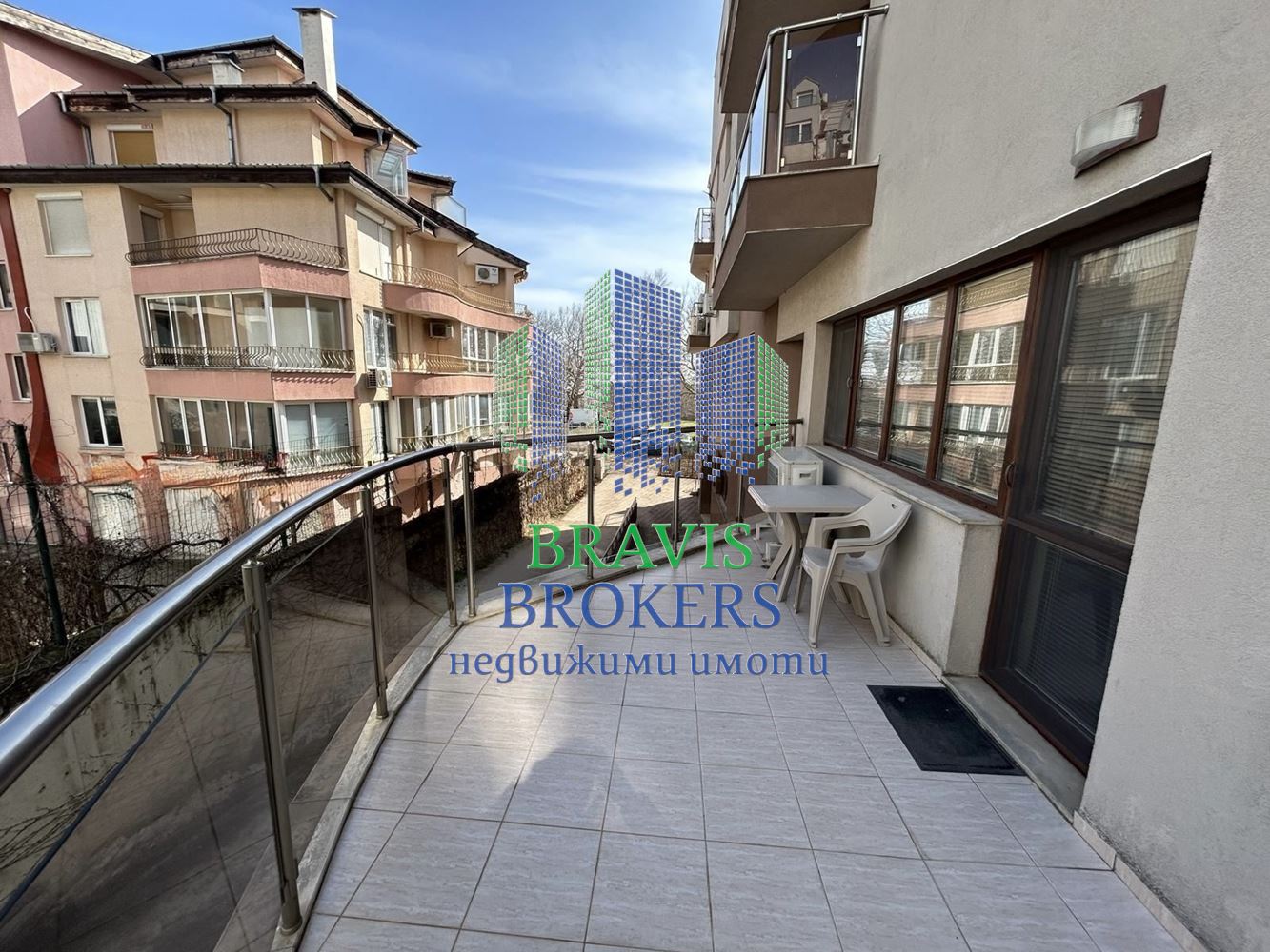 ВАРНА БРИЗ - ПОД НАЕМ - МОДЕРЕН ДВУСТАЕН - ТОП ЛОКАЦИЯ - НОВА СГРАДА - 0