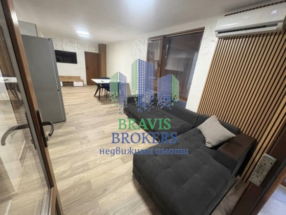 ВАРНА БРИЗ – ОБЗАВЕДЕН ТРИСТАЕН АПАРТАМЕНТ – ТУХЛА СГРАДА – СОБСВЕН ДВОР - ГОТОВ ЗА НАНАСЯНЕ - ТОП ЛОКАЦИЯ - 0