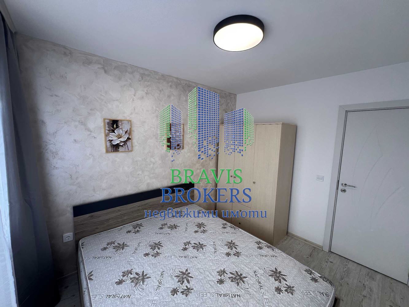 ШИРОК ЦЕНТЪР —ОБЗАВЕДЕН ДВУСТАЕН АПАРТАМЕНТ — ЦЕНА БЕЗ АНАЛОГ ЗА РАЙОНА — НОВА СГРАДА — СРЕДЕН ЕТАЖ - БОНУС КИЛЕР - 0