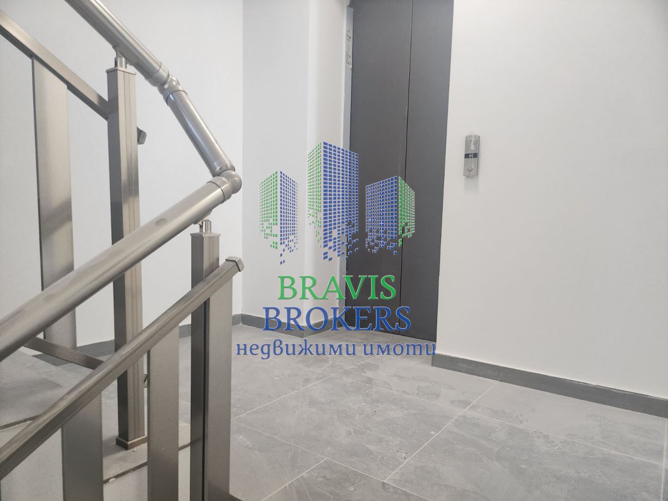 ВАРНА ЦЕНТЪР - ДВУСТАЕН АПАРТМАЕНТ - СРЕДЕН ЕТАЖ - ТОП ЛОКАЦИЯ - 0