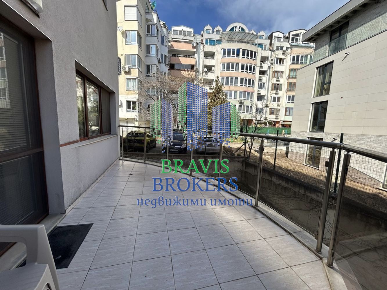 ВАРНА БРИЗ - ПОД НАЕМ - МОДЕРЕН ДВУСТАЕН - ТОП ЛОКАЦИЯ - НОВА СГРАДА - 0