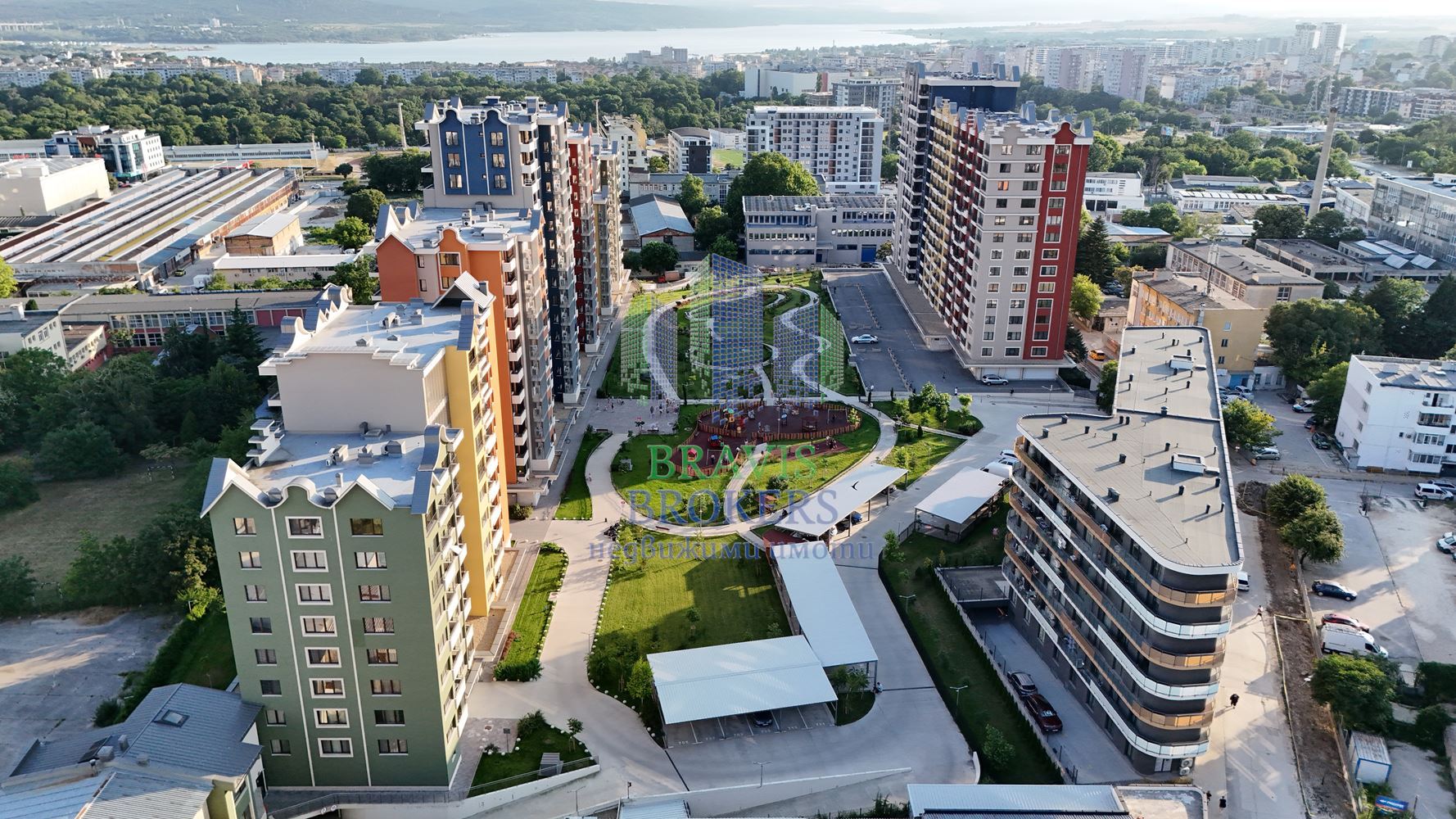 ВАРНА ПОБЕДА – ЗАТВОРЕН КОМПЛЕКС - ПАНОРАМЕН ДВУСТАЕН – СРЕДЕН ЕТАЖ – ТОП ЛОКАЦИЯ - 0